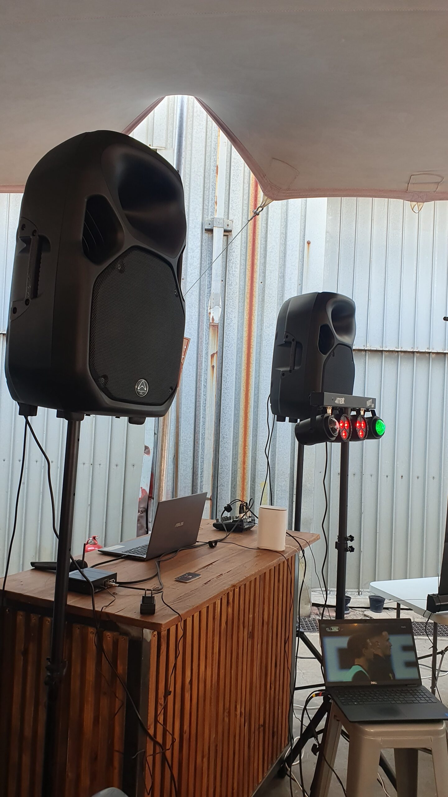 danoDJ Services - DJ Services